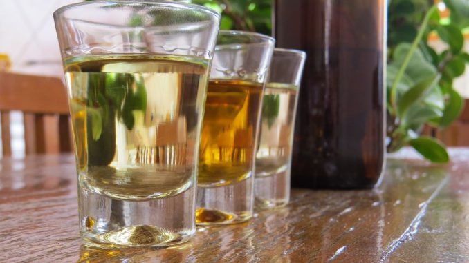Cachaça (imagem: Canva) Cachaça (imagem: Canva)